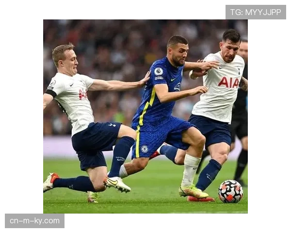 曼城B席与科瓦契奇执行后撤战术 应对顽固中场防守